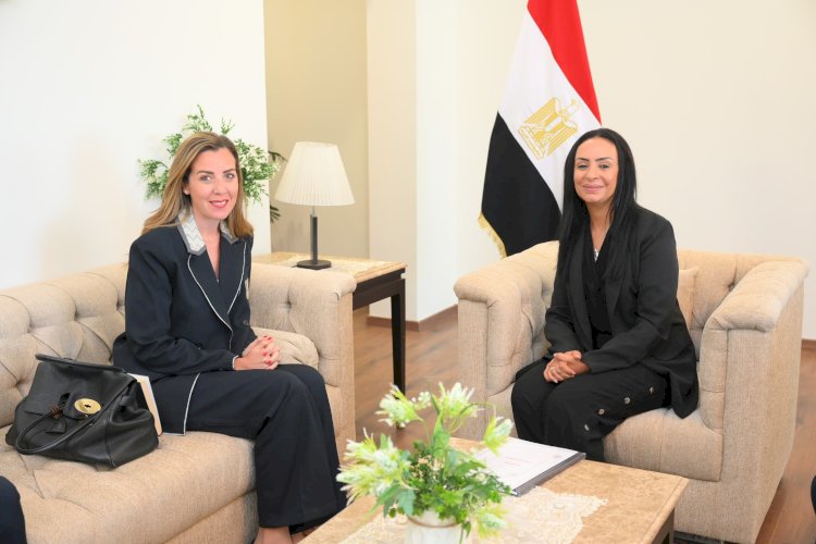 وزيرة التضامن تلتقي المديرة التنفيذية لصندوق " قادرون باختلاف"