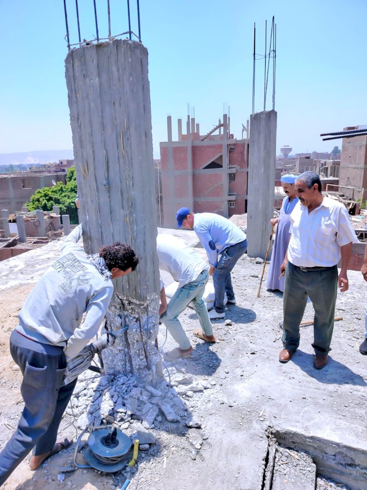محافظ سوهاج: إزالة 27 حالة تعدٍ على أراضي الدولة والأراضي الزراعية خلال أسبوع