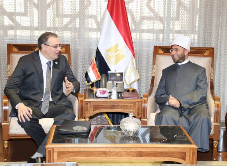 التنظيم والإدارة يسلم "الأوقاف" نتيجة مسابقة إمام وخطيب ومدرس