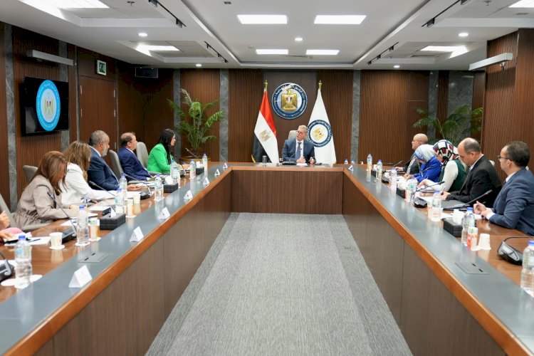 وزير البترول  تحويل هيئة الثروة المعدنية لهيئة اقتصادية يوفر لها إمكانات للتطوير