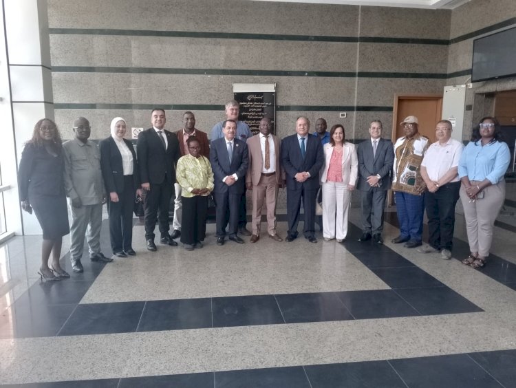 رئيس مركز البحوث الزراعية يستقبل وفد من دولة ناميبيا لتعزيز التعاون