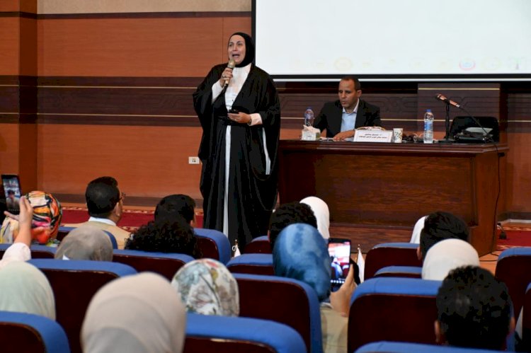 د. مروة ياسين الكلمة الطيبة عبادة والواعظة صاحبة رسالة بناء وإصلاح