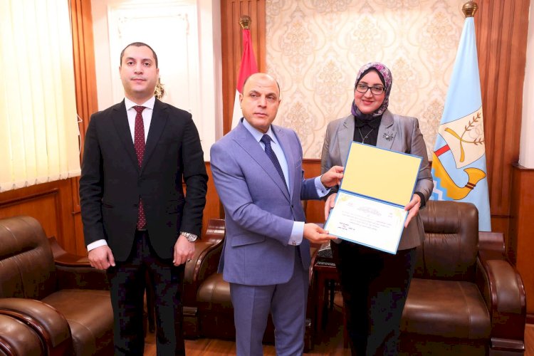 جامعة كفرالشيخ: تكريم المحافظة لفريق إعداد الهوية البصرية يجسد التعاون البنّناء