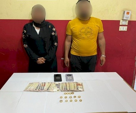 ضبط المتهمة بسرقة مصوغات ذهبية من داخل محل بالجيزة