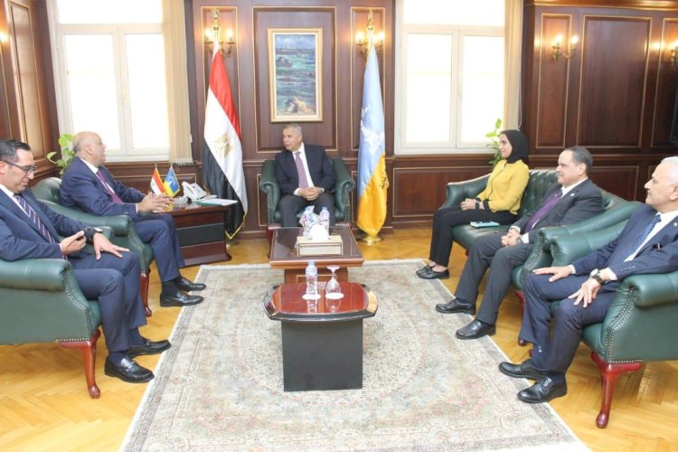 تعاون بين الاسكندرية وتنمية المشروعات لتيسير الخدمات لأصحاب المشروعات