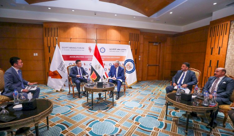 وزير البترول يلتقي وفد آسيا بوتاش الصينية لبحث فرص الاستثمار في قطاع التعدين