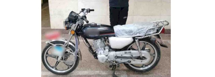 ضبط سائق دراجة قام بآداء حركات إستعراضية بالبحيرة