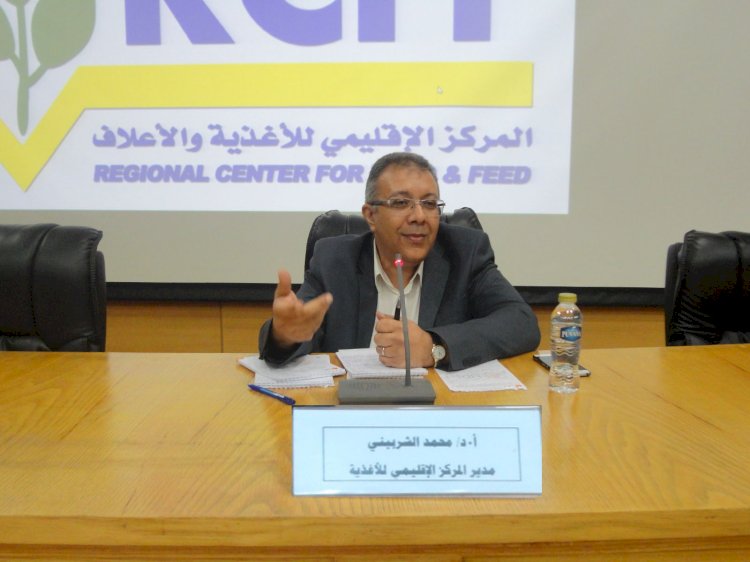 البحوث الزراعية يعقد اجتماعا موسعا مع ممثلي شركات الأعلاف