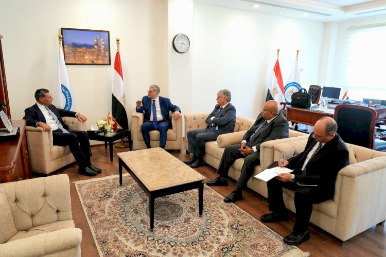 وزير البترول يبحث مع رئيس إنرجين تعزيز التعاون في مجالات الغاز والتقاط الكربون