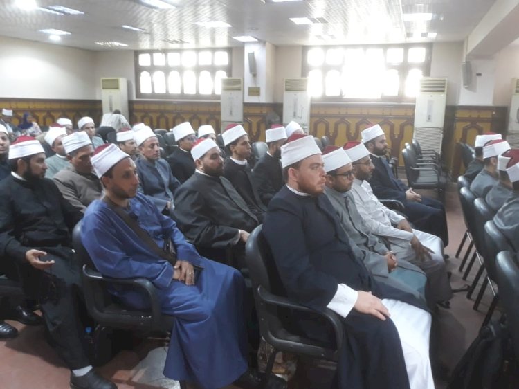 انطلاق دورة مزايا وفوائد التأمين الاجتماعي للأسرة المصريةبمسجد النور بالعباسية