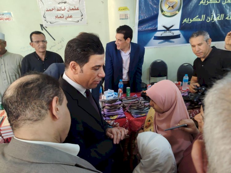 نائب محافظ سوهاج يُكرّم نماذج من ذوي الهمم والمعلمات بمدرسة تحفيظ القرآن بالصلعا