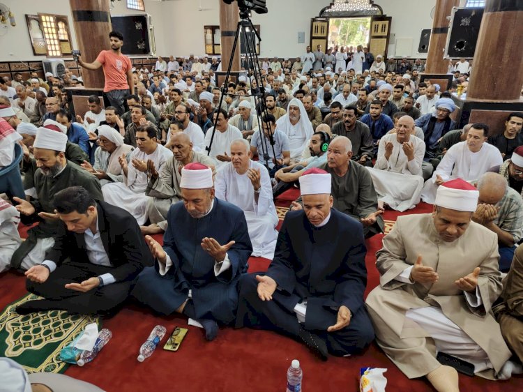 نائب محافظ سوهاج وقيادات الأوقاف يفتتحون مسجد السليمانية