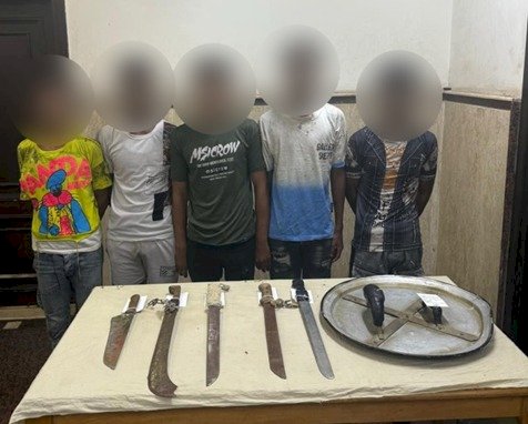 نكشف فيديو قيام متهمين حمل أسلحة والتلويح بها بالإسكندرية