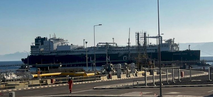 وصول وحدة التغييز العائمة "إينرجيوس فورس" إلى ميناء العقبة بالأردن