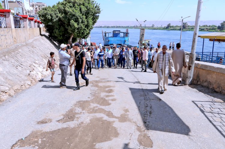 محافظ سوهاج يتفقد عبارة جزيرة الشورانية بالمراغة ومراجعة تشغيل العبارات