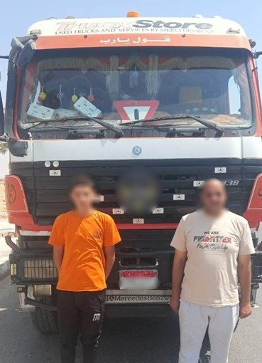 القبض علي  طفل لقيادته سيارة نقل بالشرقية