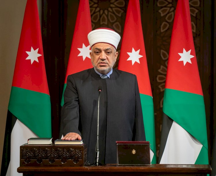 وزير الأوقاف يهنئ نظيره الأردني على تجديد الثقة الملكية بتوليه حقيبة الأوقاف