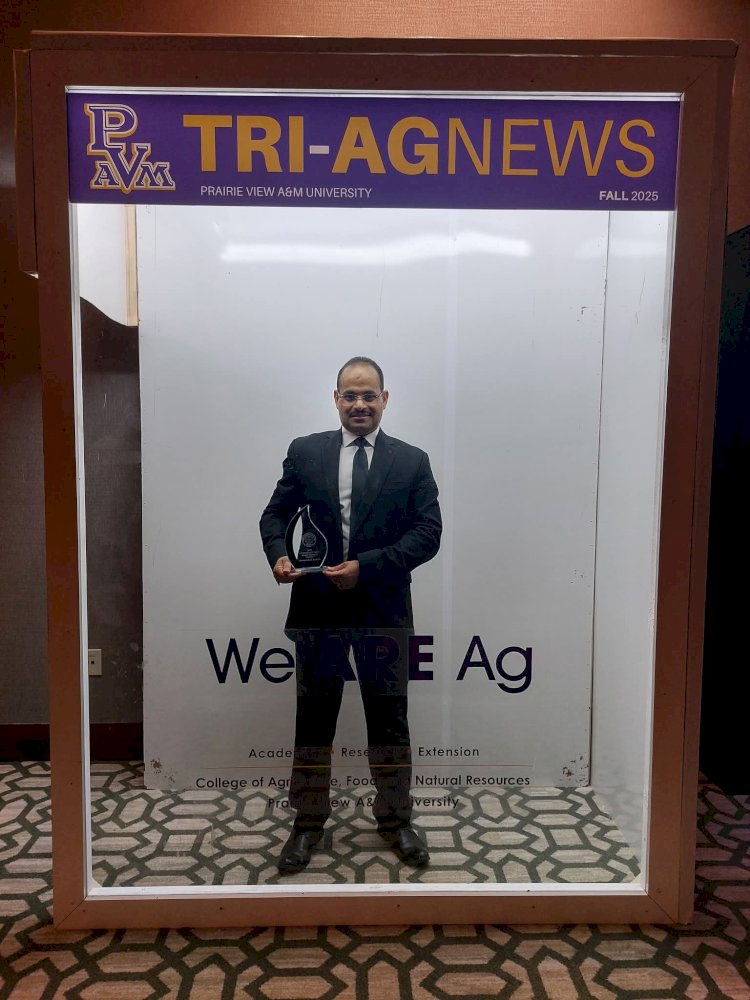 جامعة Prairie View A&M الأمريكية تكرم  أستاذا بجامعة جنوب الوادى