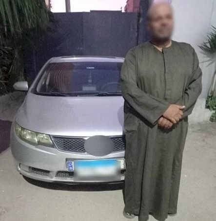 ضبط سائق سيارة السير عكس الإتجاه بطريق الاسكندرية