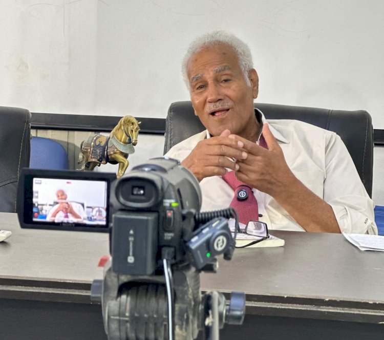 نجاح غير مسبوق للملتقي الشهري للشاعر عبد الستار سليم