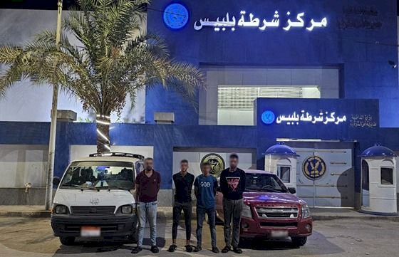 نكشف مطاردة سائقي  سيارتين  لسيارة "ملاكى" بالشرقية