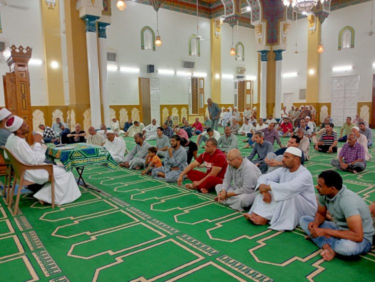 الأوقاف تعقد (671) مجلسًا فقهيًّا حول "أحكام الزواج"