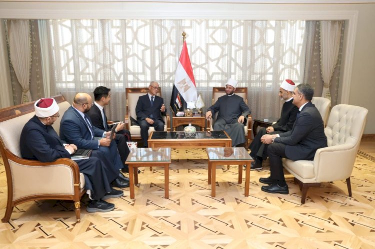 وزير الأوقاف يستقبل سفير اليابان  لبحث سبل التعاون في مكافحة الارهاب