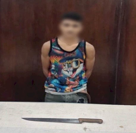 نكشف فيديو قيام شخص بممارسة أعمال البلطجة وفرض السيطرة بالقاهرة