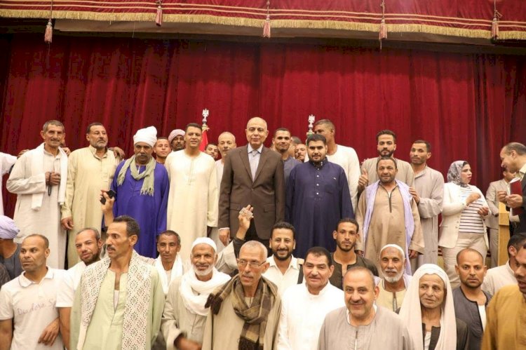محافظ المنيا يشارك في اجتماع لجنة استرداد أراضي الدولة بالقاهرة