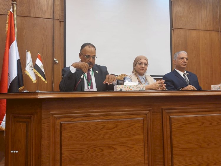 أهم توصيات مؤتمر شباب الباحثين الأول بكلية الآثار