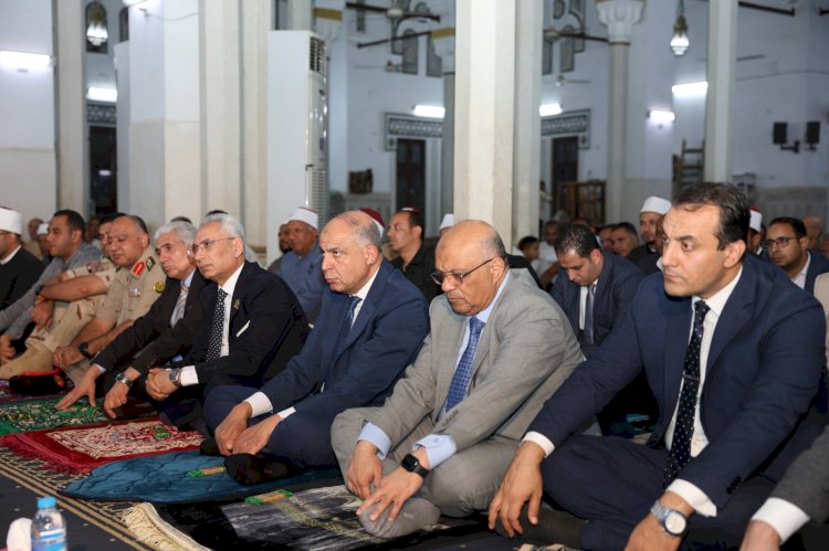 محافظ المنيا يشهد احتفالية الأوقاف بالمولد النبوي الشريف من مسجد صلاح الدين