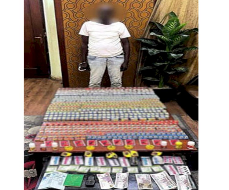 ضبط اجنبي لقيامه بترويج وبيع العقاقير والمنشطات مجهولة المصدر بالإسكندرية