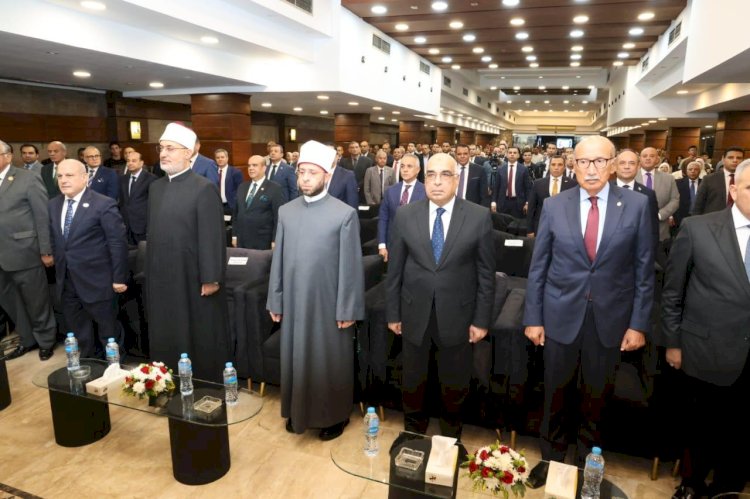 وزير الأوقاف يشهد احتفال نادي القضاة بالمولد النبوي الشريف