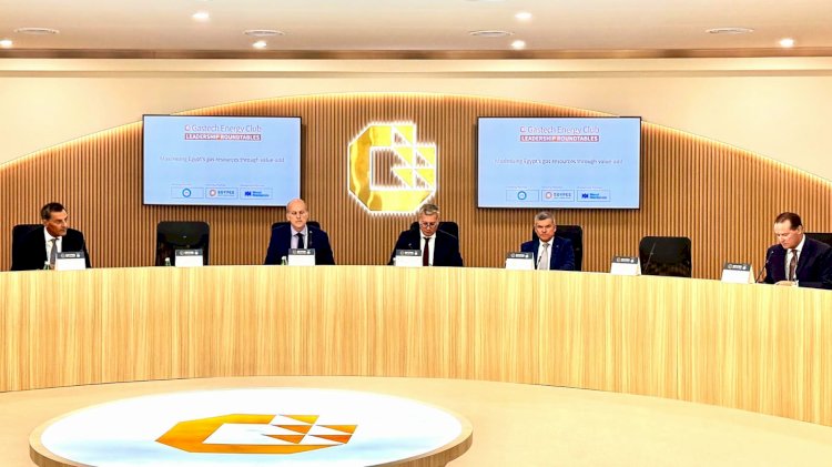وزير البترول  يرأس المائدة المستديرة لتعظيم الاستفادة من موارد  الغاز المصري