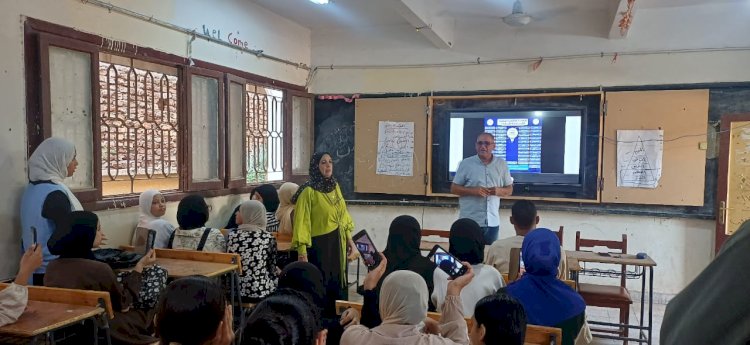 ندوة تعريفية بمسارات البكالوريا المصرية بمدارس أبوتشت