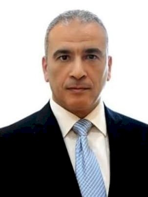 وزير الأوقاف يهنئ علاء الشريف لتعيينه أمينًا عامًا لمجلس الوزراء