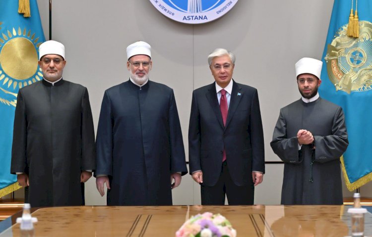 رئيس  كازاخستان يستقبل وزير الأوقاف ووكيل الأزهر ومفتي الديار المصرية