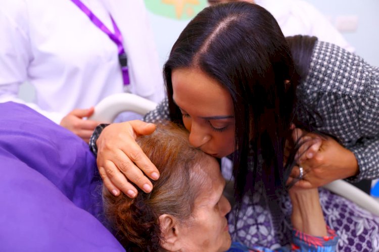 "مايا"  تفتتح تطوير  دور "أبي" و"أمي" بالباقيات الصالحات لرعاية كبار السن ومرضى ألزهايمر