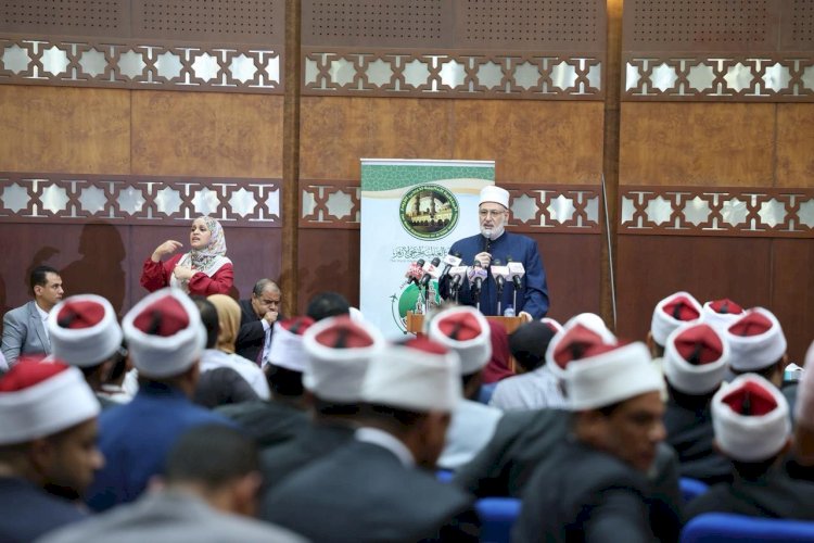 القومي لذوي الإعاقة والأزهر يطلقان مبادرة "تأهيل وإعداد الدعاة والوعاظ لاستخدام لغة الإشارة"