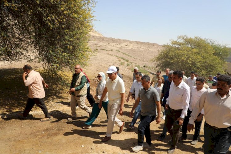 المنيا يتفقد أعمال البعثة الأجنبية  المشتركة بمنطقة زاوية سلطان
