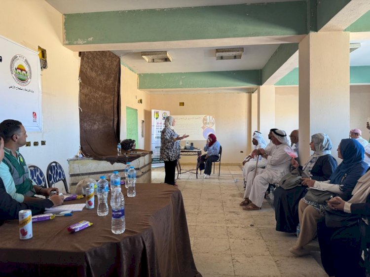 "بحوث الصحراء" ينظم دورة تدريبية لتمكين المرأة المعيلة في الشيخ زويد