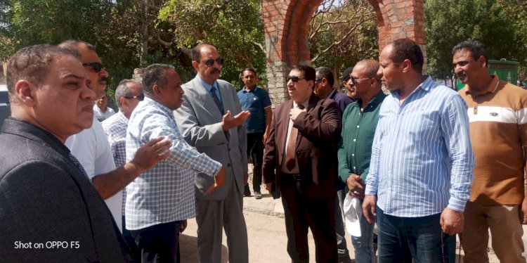 "سراج" يتفقد أعمال تطوير ورفع كفاءة منتزه المحطة بطهطا