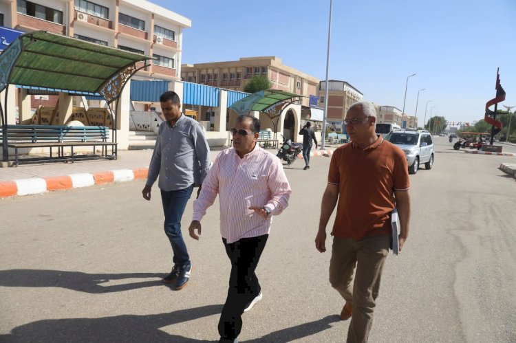 رئيس جامعة جنوب الوادي يتفقد عددًا من المشروعات التطويرية بالجامعة
