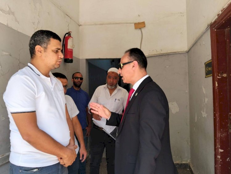 وكيل صحة بني سويف يتفقد مستشفيات الصحة استعدادًا لانتخابات مجلس النواب