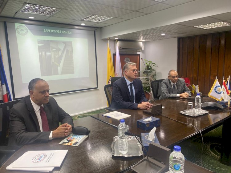 وزير البترول يزور شركة بدرالدين لمتابعة خطط الإنتاج والسلامة