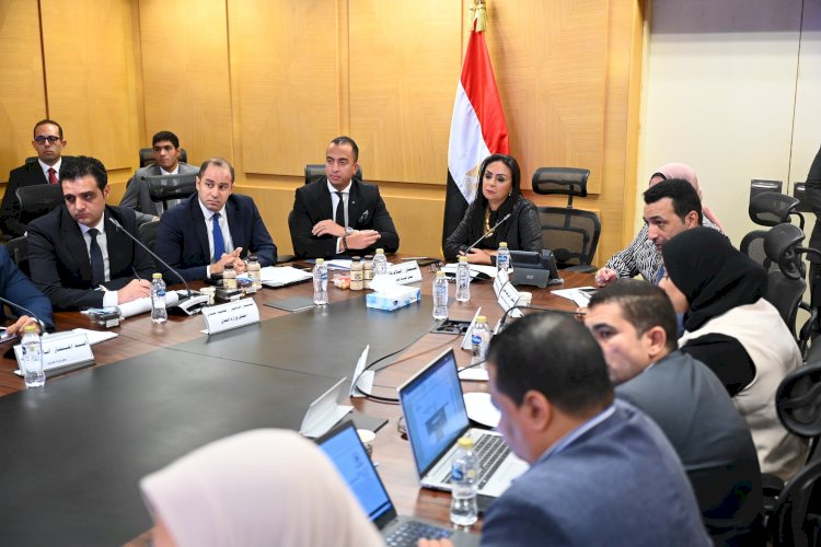   وزيرة التضامن ترأس اجتماع اللجنة العليا للأسر البديلة الكافلة