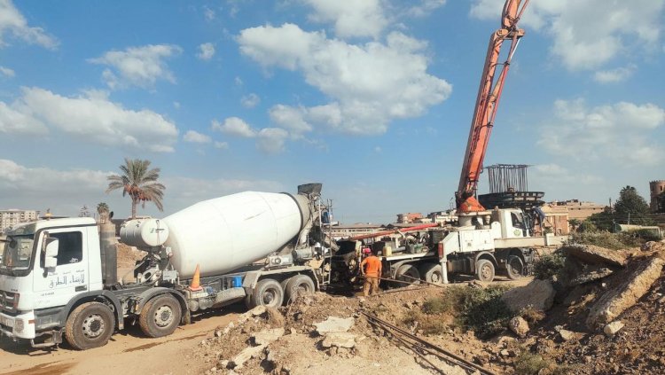 محافظ كفرالشيخ يتابع أعمال إنشاء كوبري سخا بطول 630 م ..محوراً جديداً للتنمية