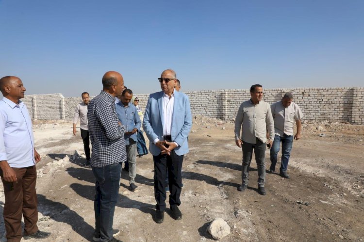 محافظ المنيا يتفقد موقع إنشاء سوق الماشية الجديد على مساحة 5 أفدنة