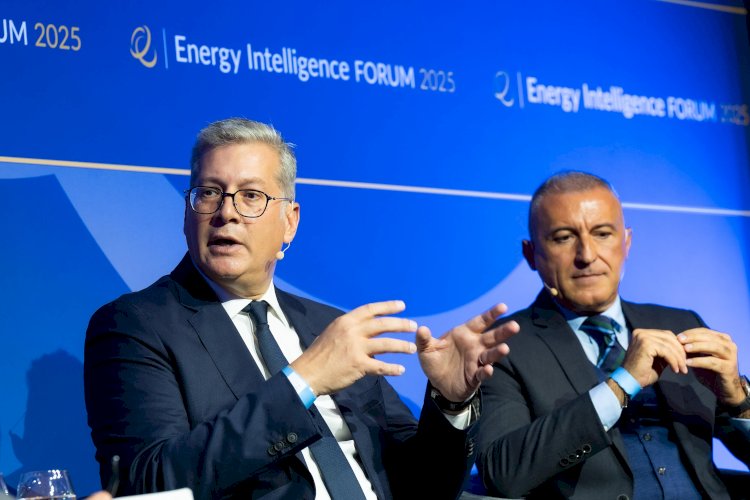 وزير البترول والثروة المعدنية يشارك في منتدى "إنرجي إنتليجنس" بلندن