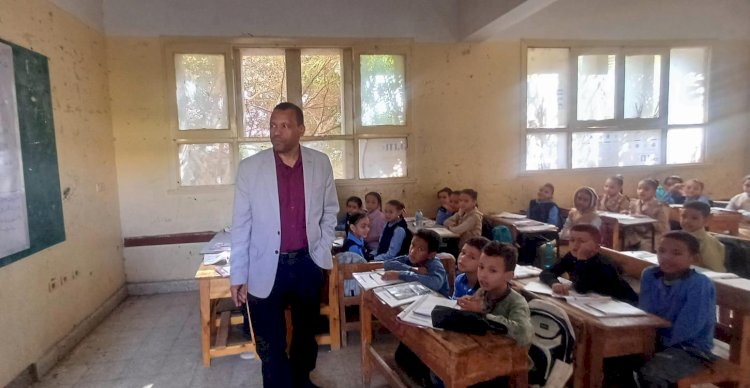 مدير عام تعليم أبوتشت: لا تهاون مع الإهمال.. وإحالة مديرين للتحقيق